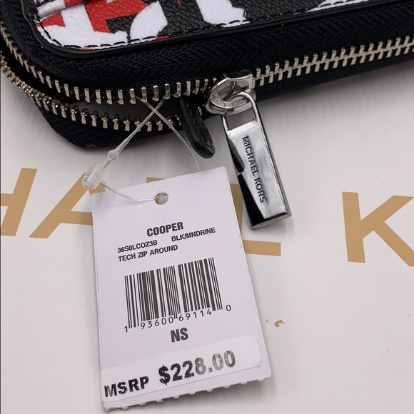 MICHAEL KORS COOPER TECH ZIP AROUND BLACK/MNDRINE - Picture 13 of 16